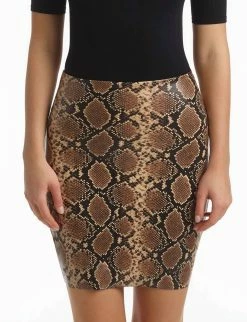 women Commando Faux Leather Animal Mini-Skort - Sk15 in Snake