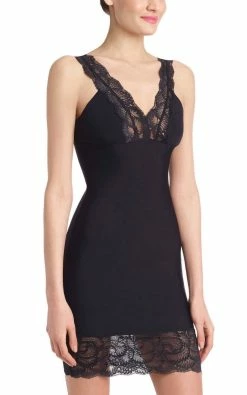 Commando women Sexy And Smooth Lace Trim Slip in Black